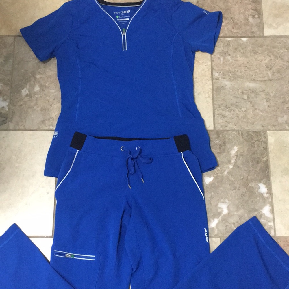 Healing Hands scrubs set